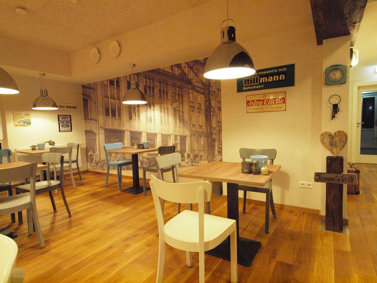 Hotel Traumfabrik Buettelborn ภายนอก รูปภาพ
