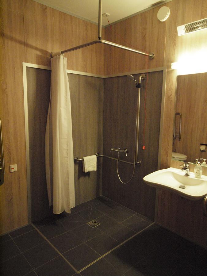 Hotel Traumfabrik Buettelborn ภายนอก รูปภาพ
